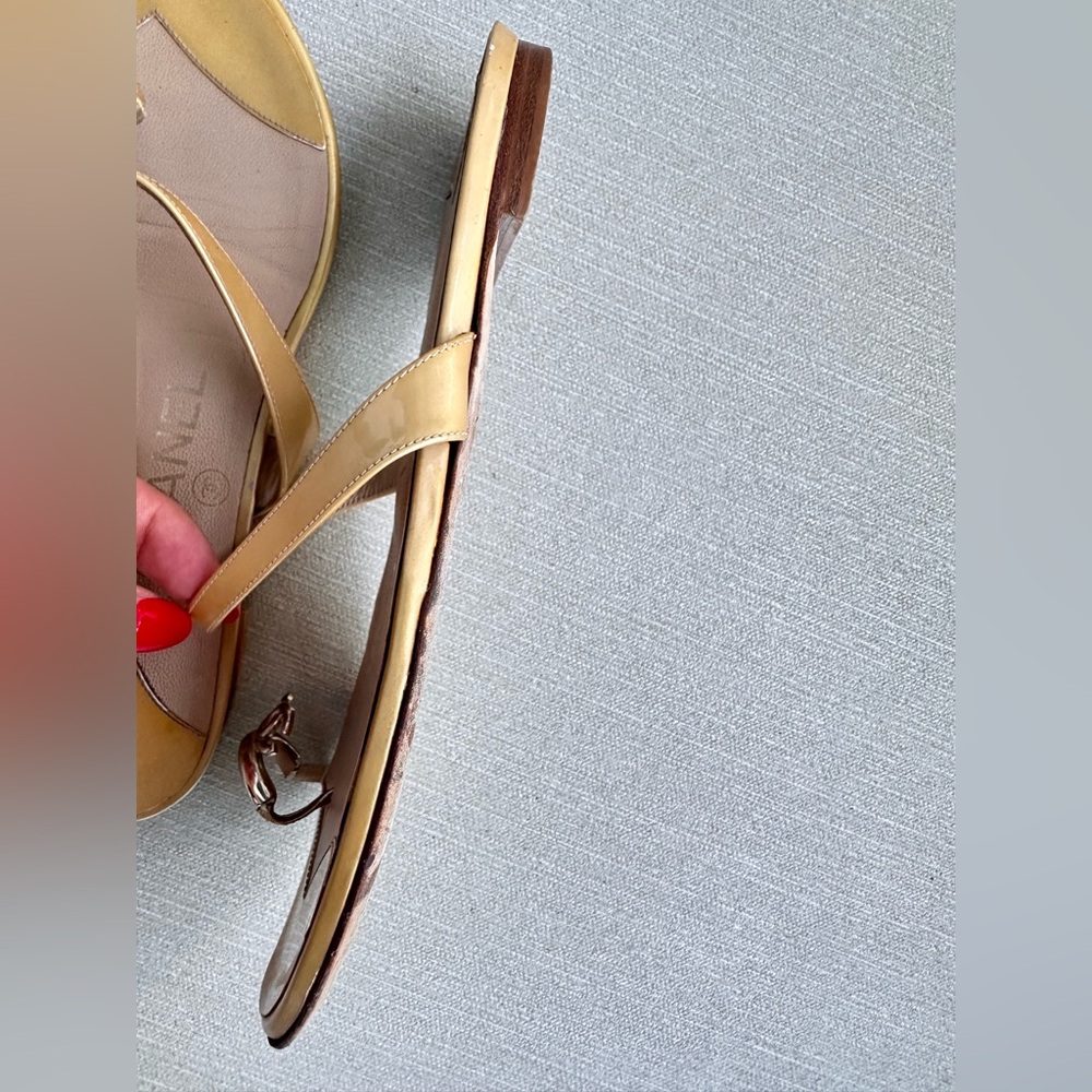 CHANEL Women's Yellow Sandals with Gold Cc. - Picture 14 of 15
